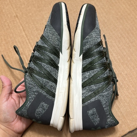 Under Armour Women’s Charged All Around Neutral Size 9.5 Green Grey Sneakers - Picture 5 of 11